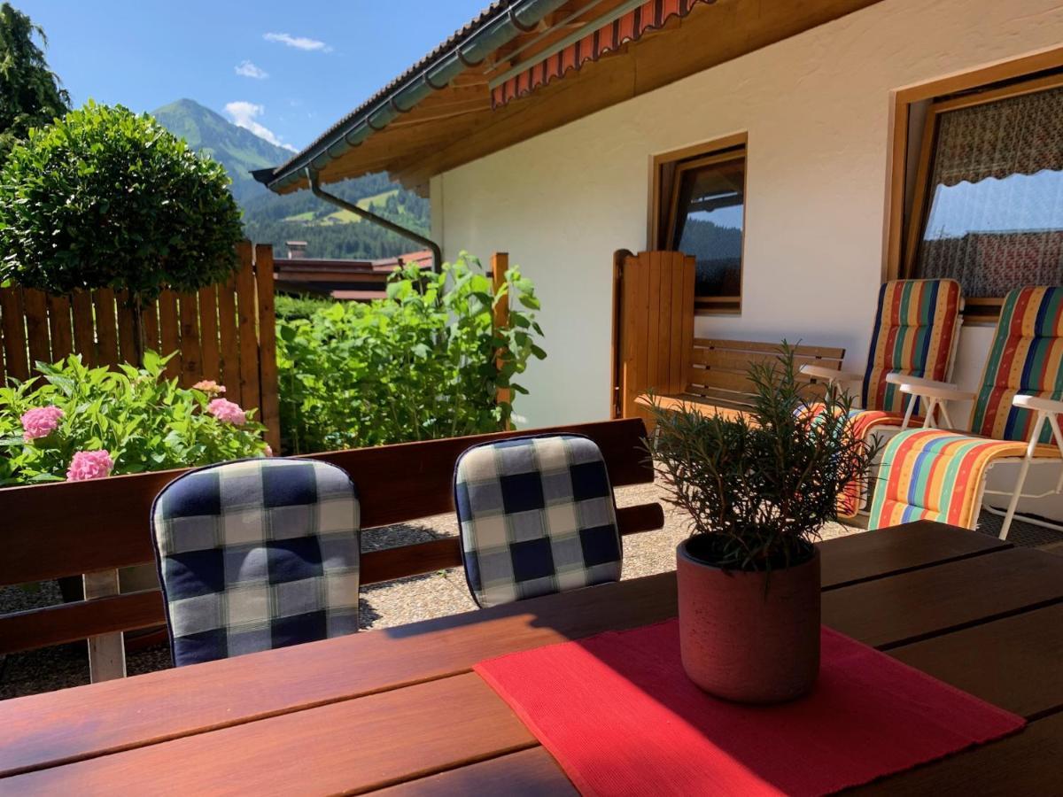 Ferienwohnung An Der Familienabfahrt Brixen im Thale Esterno foto
