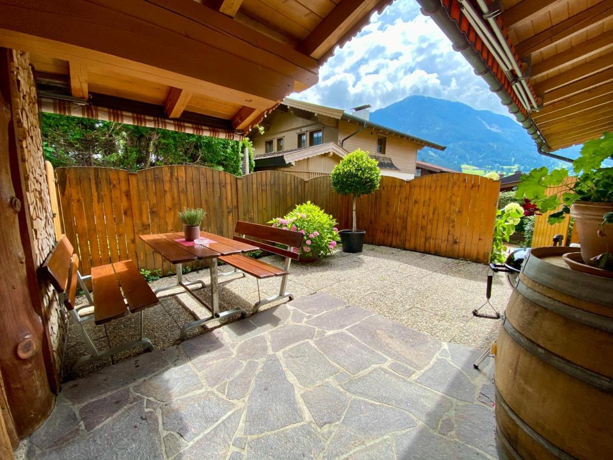 Ferienwohnung An Der Familienabfahrt Brixen im Thale Esterno foto